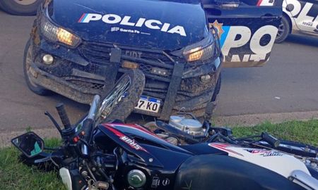 El detenido fue trasladado y la moto quedó secuestrada. El detenido fue trasladado y la moto quedó secuestrada.