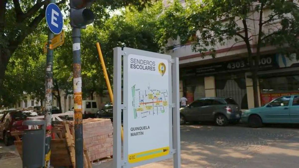 Padres de la comunidad escolar de Catalinas Sur