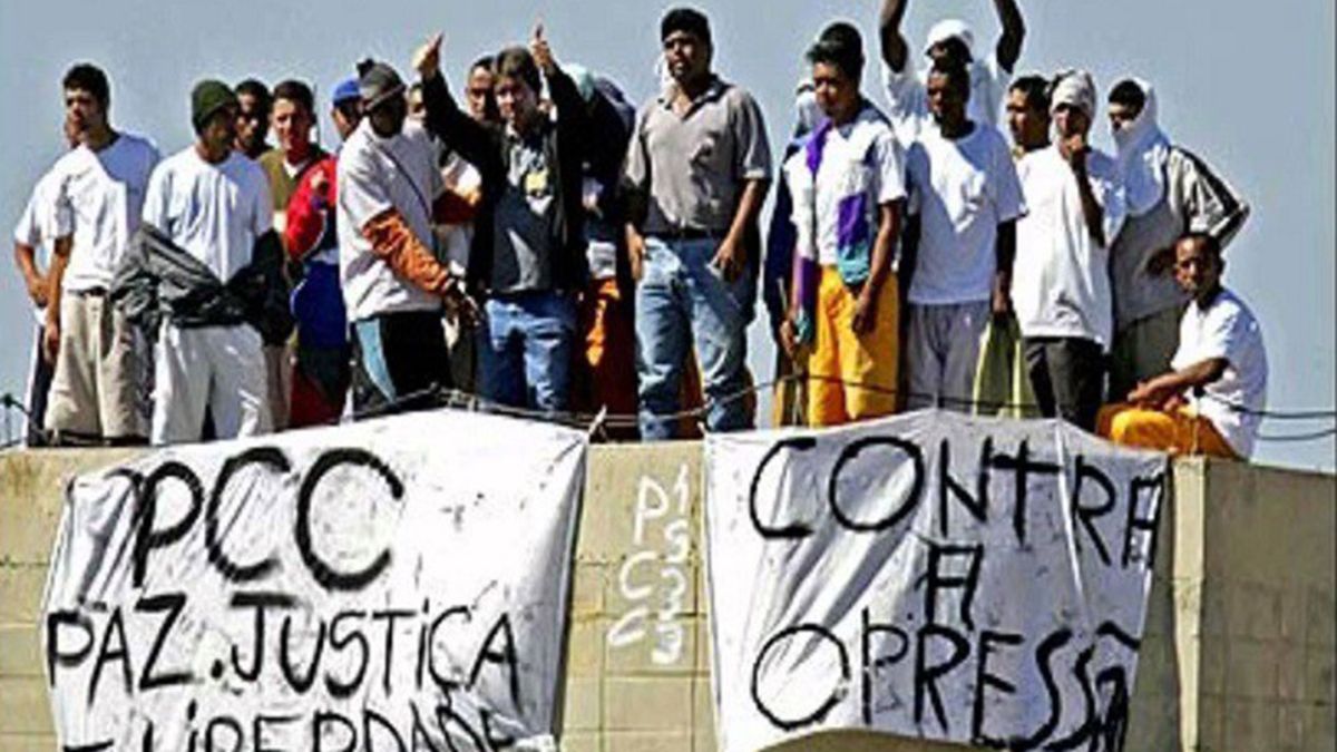 PCC es hoy la organización criminal más grande de Sudamérica. PCC es hoy la organización criminal más grande de Sudamérica.