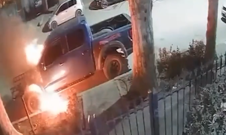 El impactante ataque quedó filmado y se investiga el móvil. El impactante ataque quedó filmado y se investiga el móvil.