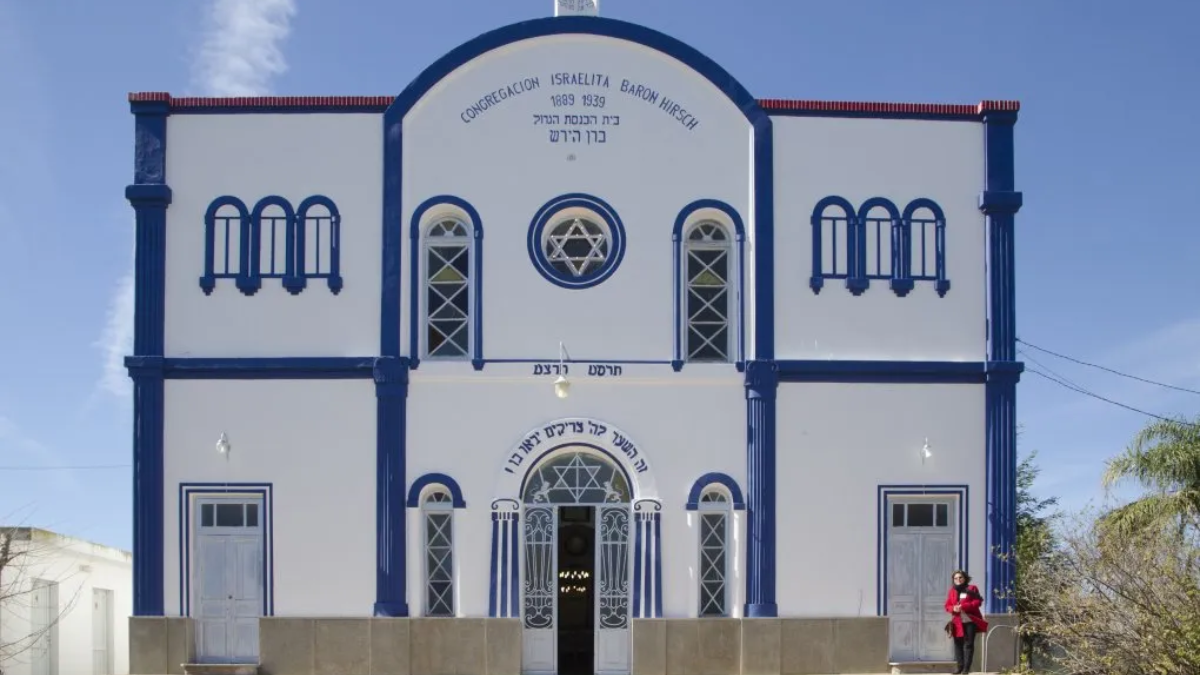 La comuna de Moises Ville es considerada como la primera colonia judía del país. La comuna de Moises Ville es considerada como la primera colonia judía del país.