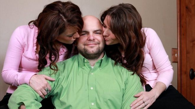 “La monogamia no es un rasgo del ser humano”