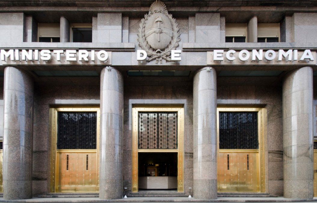 INDEC: En el tercer trimestre la deuda externa creció u$s2.126 M