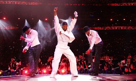 El Super Bowl 2024 tuvo su show de medio tiempo a cargo del cantante estadounidense Usher. El Super Bowl 2024 tuvo su show de medio tiempo a cargo del cantante estadounidense Usher.