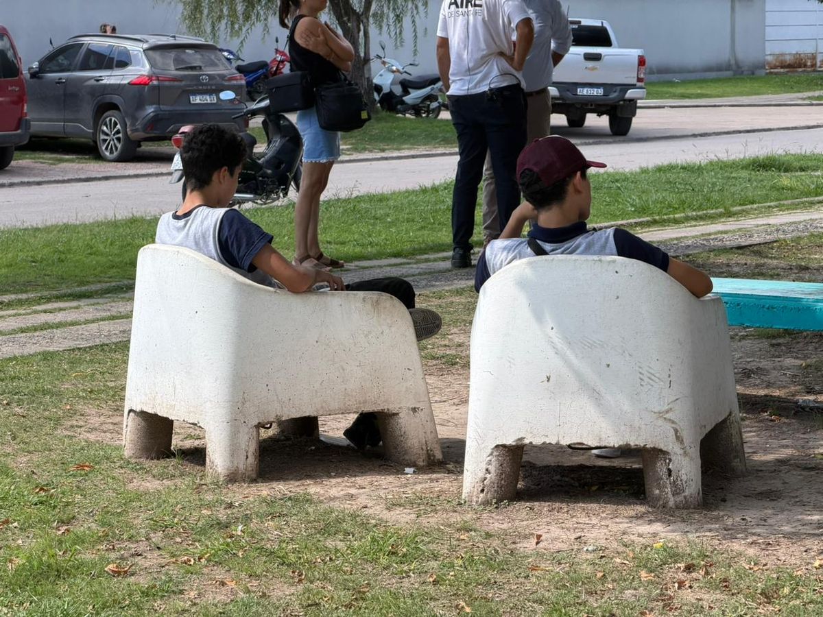 Lejos de buscar explicaciones rápidas, el psiquiatra propuso detenerse en algo más incómodo: el rol de los adultos.
