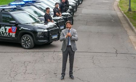 Pullaro expresó su acompañamiento a la adhesión de Santa Fe a la Ley Antimafia, que permitirá endurecer la pelea contra el crimen organizado. Pullaro expresó su acompañamiento a la adhesión de Santa Fe a la Ley Antimafia, que permitirá endurecer la pelea contra el crimen organizado.