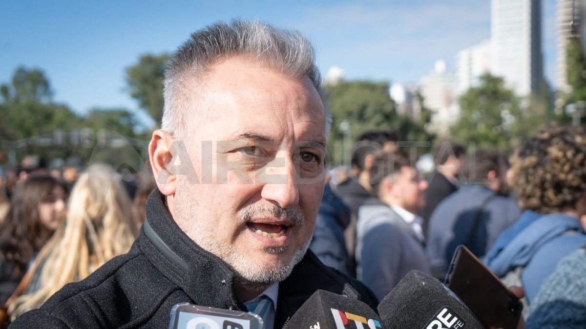 Uno de los que ya confirmó que irá por fuera del PJ es el senador nacional y excandidato a gobernador, Marcelo Lewandowski. El legislador nacional inscribió el frente Activemos, en alianza con Igualdad y Participación y el MID. Uno de los que ya confirmó que irá por fuera del PJ es el senador nacional y excandidato a gobernador, Marcelo Lewandowski. El legislador nacional inscribió el frente Activemos, en alianza con Igualdad y Participación y el MID.