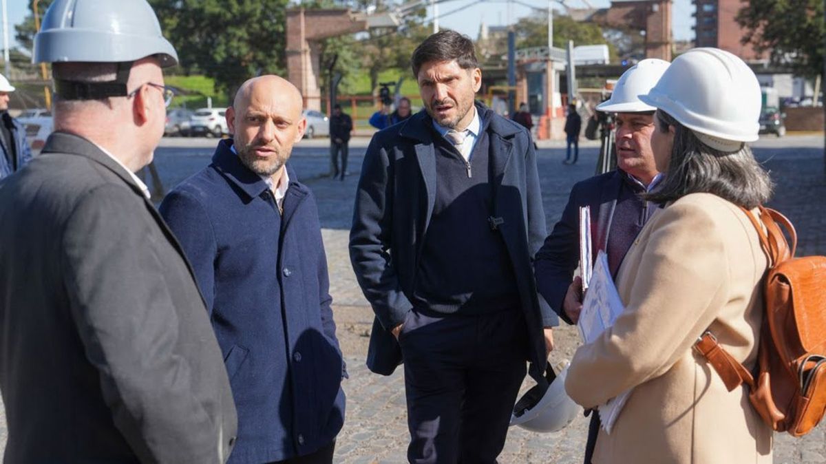 El Gobierno de Santa Fe, a través del ministro Gustavo Puccini, fijó posición frente al proyecto nacional de Ley de Biocombustibles. El Gobierno de Santa Fe, a través del ministro Gustavo Puccini, fijó posición frente al proyecto nacional de Ley de Biocombustibles.