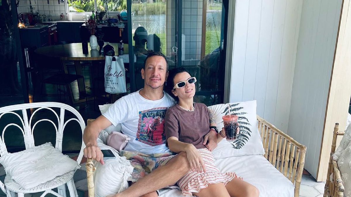 Nicolás Vázquez y Gime Accardi viven en una increíble casa que se ubica en un barrio privado de zona norte. 