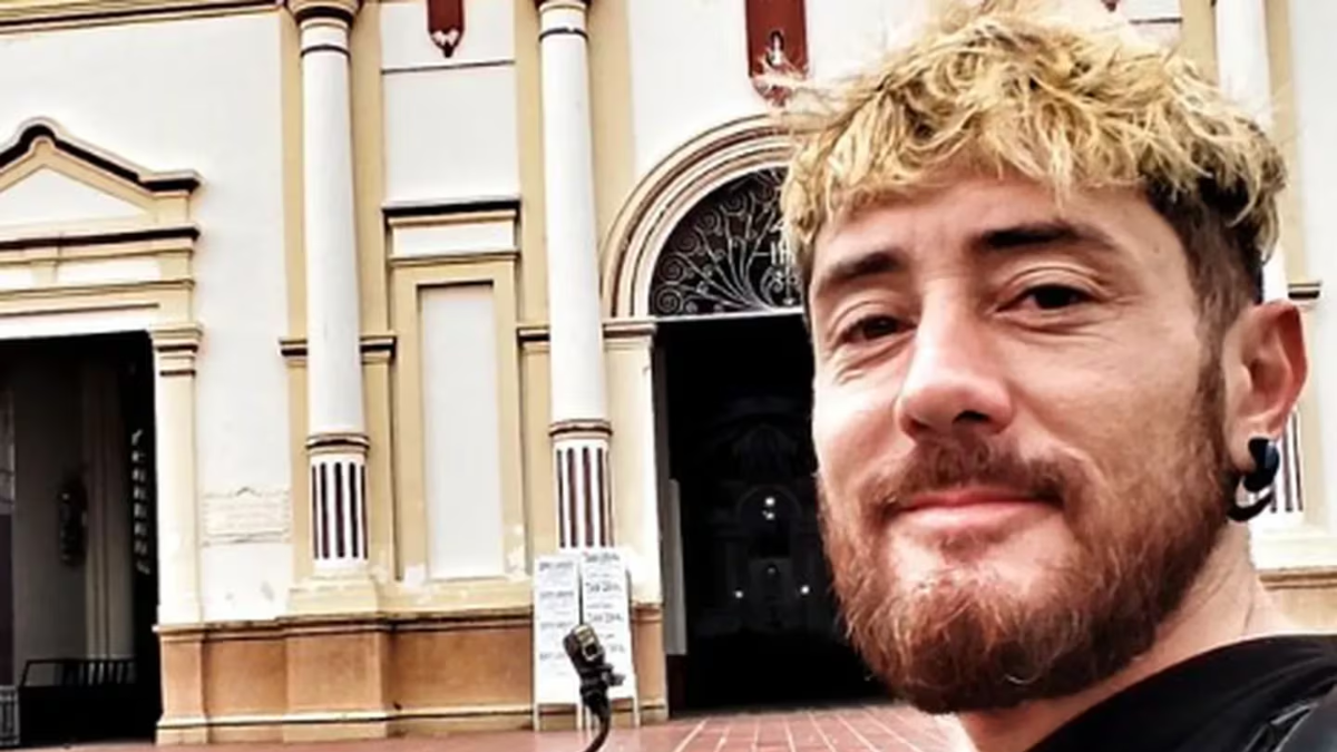 Detuvieron a un reconocido youtuber por tenencia de material de abuso sexual infantil Detuvieron a un reconocido youtuber por tenencia de material de abuso sexual infantil