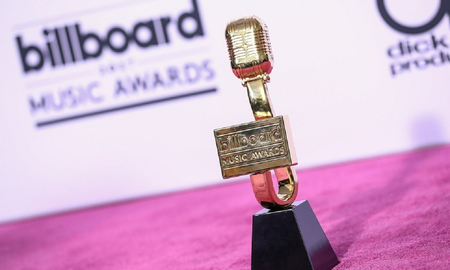 BTS, Dua Lipa, The Weeknd, Drake, Maluma, Karol G y J Balvin son algunos de los artistas ternados para esta edición. BTS, Dua Lipa, The Weeknd, Drake, Maluma, Karol G y J Balvin son algunos de los artistas ternados para esta edición.