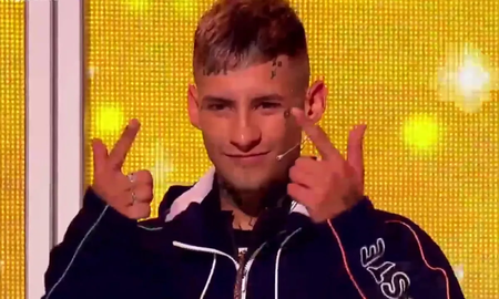 Aseguran que El Polaco no estaría contento con L-Gante en Canta Conmigo Ahora. Aseguran que El Polaco no estaría contento con L-Gante en Canta Conmigo Ahora.