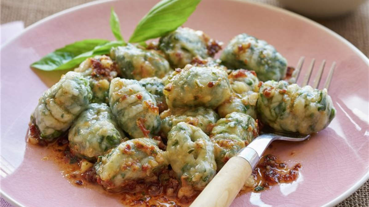 Cómo hacer ñoquis de acelga y papas: la receta más económica para disfrutar en familia