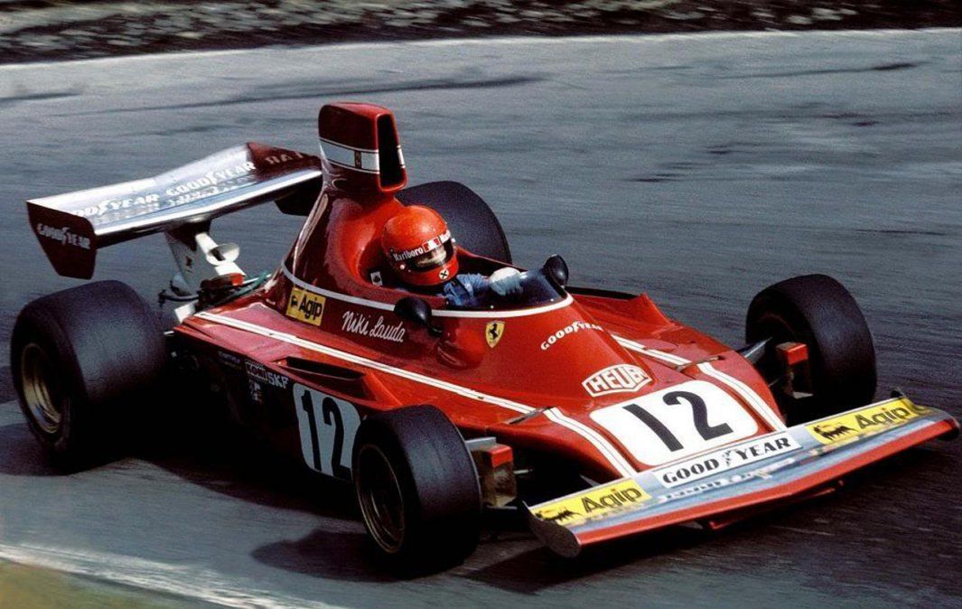 En su debut en la Scuderia logró un brillante segundo puesto en el GP de la Argentina que, el 13 de enero, que abrió el calendario 1974. A su primera pole la obtuvo en el GP de Sudáfrica y, el domingo 28 de abril siguiente, en el GP de España, circuito de Jarama y también largando desde la pole, logró su primera victoria en la Fórmula 1 con su Ferrari 312B3.