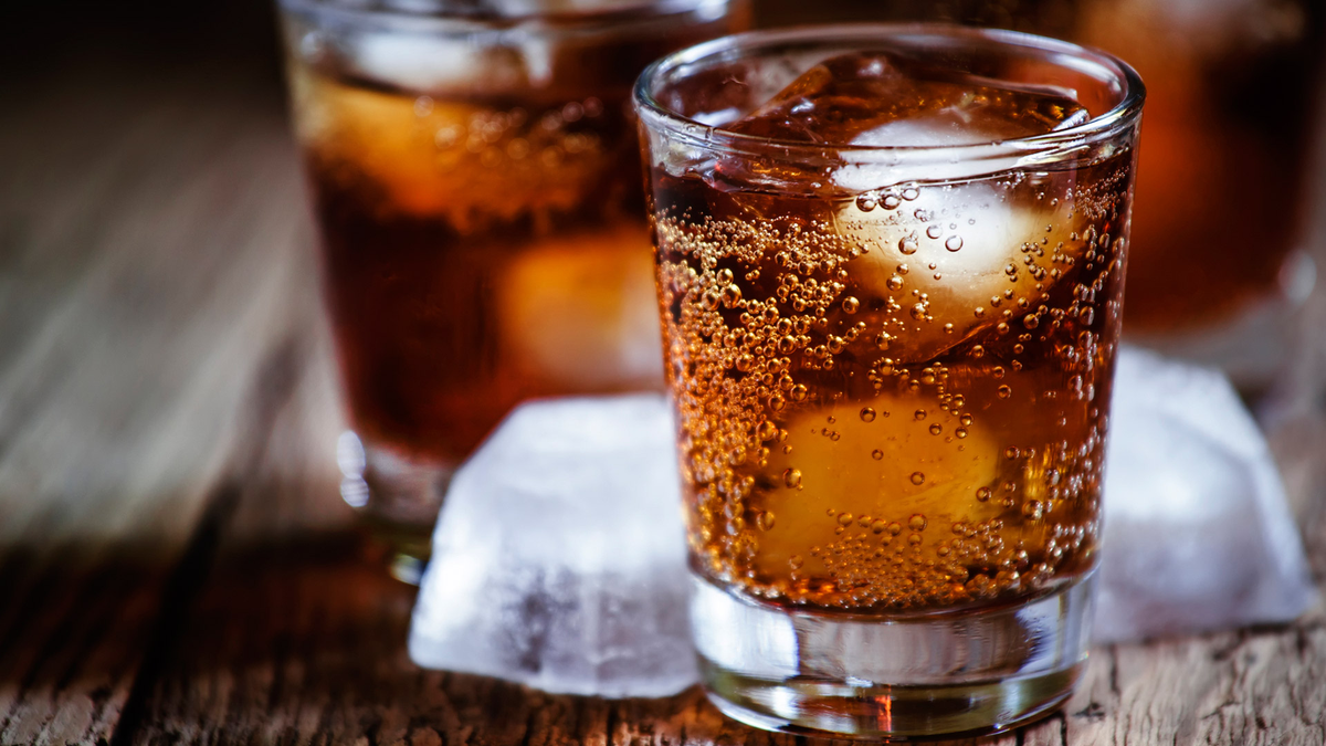 Las gaseosas y el impacto en la salud cerebral Las gaseosas y el impacto en la salud cerebral