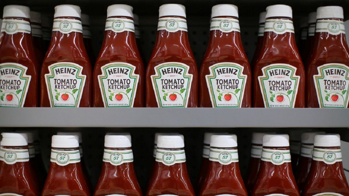 Heinz creó el puzzle más lento del mundo con 570 piezas pintadas de rojo