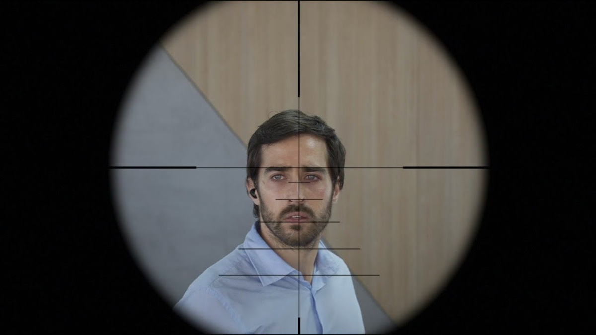 Dirigido por Ricardo Hornos y Carlos Gil, el thriller de Warner sigue un día infernal de Axel.