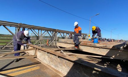 avanzan a buen ritmo los trabajos de vialidad para la construccion del puente bailey avanzan a buen ritmo los trabajos de vialidad para la construccion del puente bailey