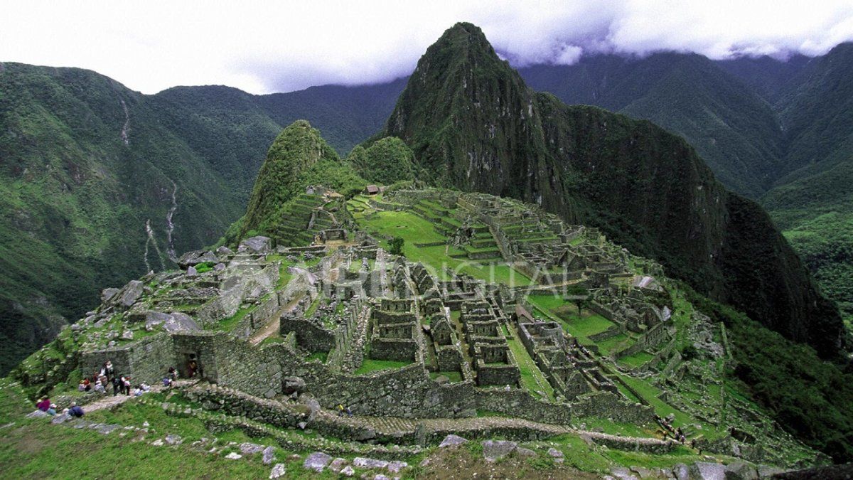 Reabrió Machu Picchu a los turistas tras el cierre por los disturbios civiles