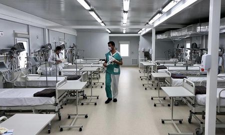 Ampliación del hospital modular UPA 17 en Bernal, provincia de Buenos Aires, que cuenta con 76 camas para responder a las necesidades sanitarias ante la pandemia. Ampliación del hospital modular UPA 17 en Bernal, provincia de Buenos Aires, que cuenta con 76 camas para responder a las necesidades sanitarias ante la pandemia.
