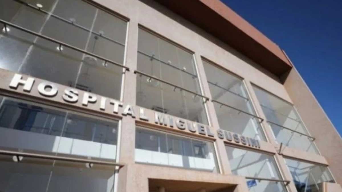 Corrientes: una joven de 18 años fue asesinada a puñaladas por su pareja, quien luego de atacarlas a ella y a su madre se suicidó en su vivienda.