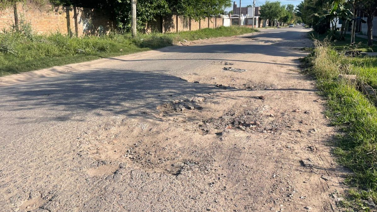 Oscuridad y calles en mal estado, uno de los principales problemas del barrio Policial, que se encuentra entre Santa Rita I y II. Oscuridad y calles en mal estado, uno de los principales problemas del barrio Policial, que se encuentra entre Santa Rita I y II.
