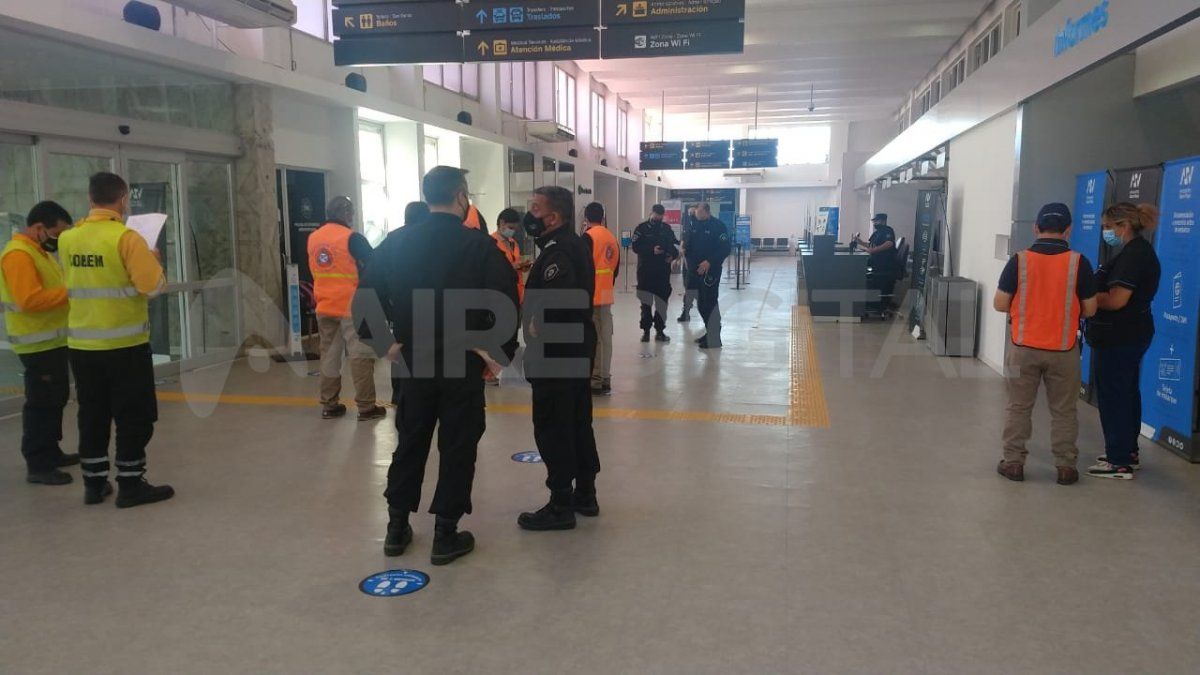 Este miércoles se realizó un simulacro de accidente aéreo en el Aeropuerto de Sauce Viejo.