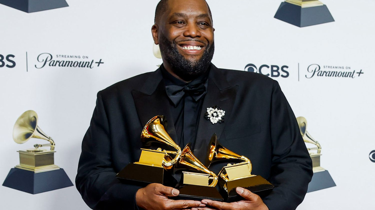 Ganó 3 premios Grammy 2024 y dejó la ceremonia esposado.