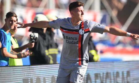Adolfo Gaich y sus representantes acordaron la nueva propuesta de parte del CSKA Moscú y se marchará al fútbol europeo. Adolfo Gaich y sus representantes acordaron la nueva propuesta de parte del CSKA Moscú y se marchará al fútbol europeo.