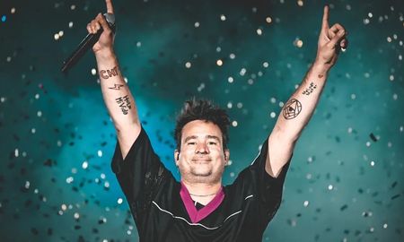 Con vos es 4 de noviembre: la triste historia detrás de la canción de Chano Charpentier Con vos es 4 de noviembre: la triste historia detrás de la canción de Chano Charpentier
