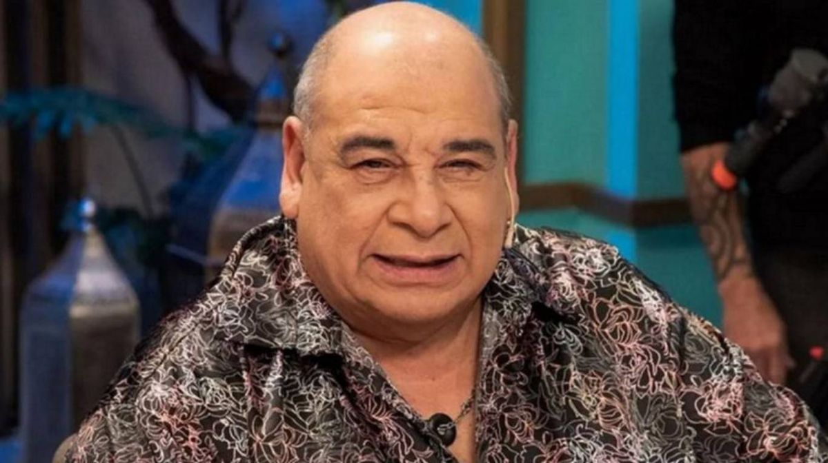 Roly Serrano tuvo un accidente y su vida corre peligro.