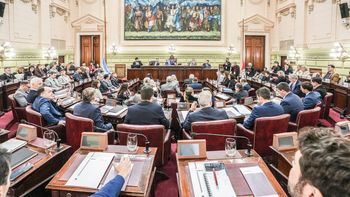 A cinco días del vencimiento del plazo, las fuerzas políticas preparan sus proyectos