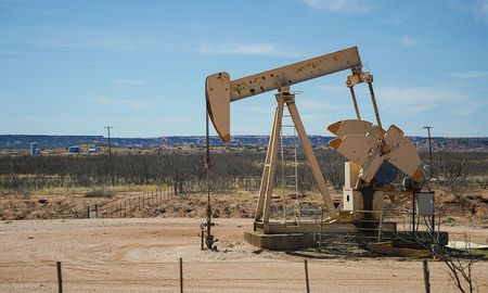 En América Latina existe mucho potencial para atraer inversiones en la industria petrolera. En América Latina existe mucho potencial para atraer inversiones en la industria petrolera.