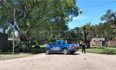 El teléfono celular de la víctima fue sustraído de la vivienda el día del femicidio. El teléfono celular de la víctima fue sustraído de la vivienda el día del femicidio.