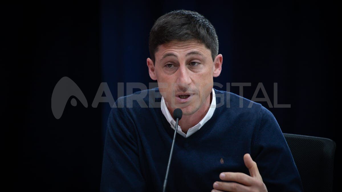 Paco Garibaldi opinó que "los senadores nacionales actuales no tienen los temas de Santa Fe en agenda": "Parece que llegan al Congreso para defender un partido y no a su provincia", fustigó.