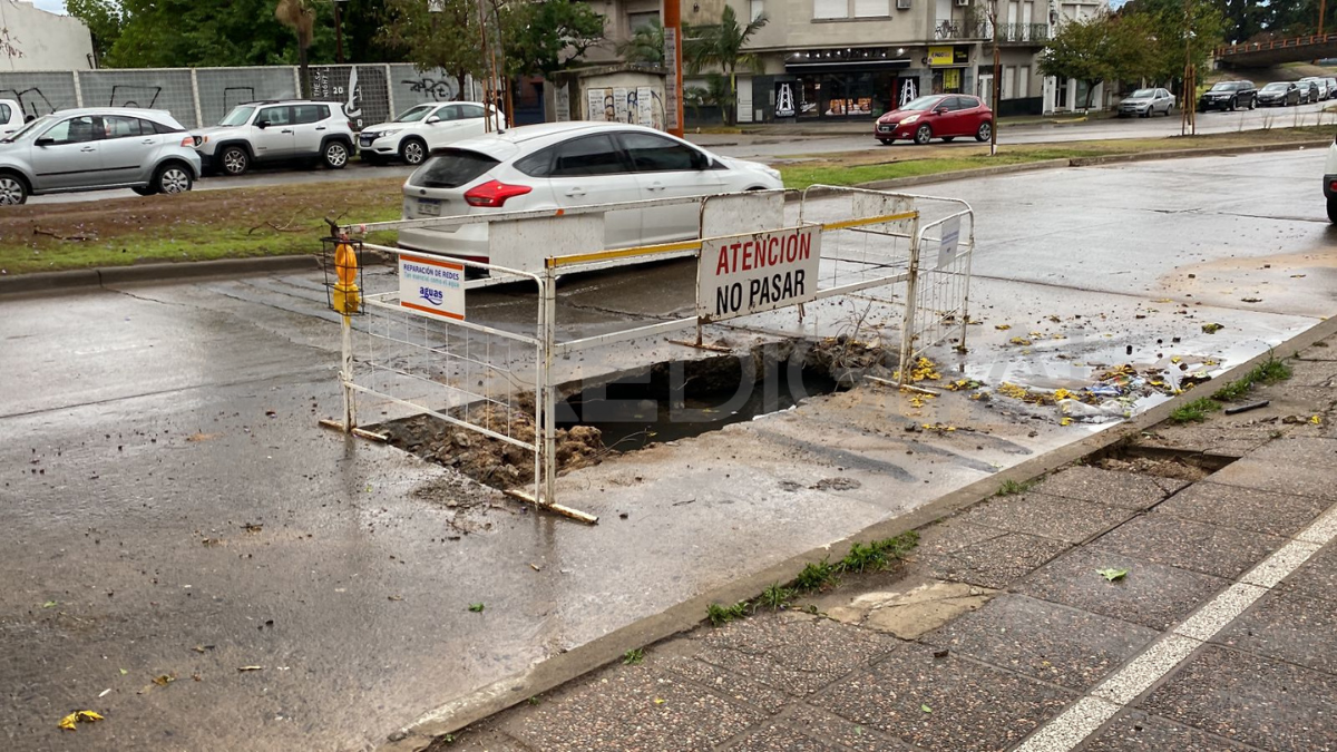 El hundimiento se registra en Bulevar Gálvez 900