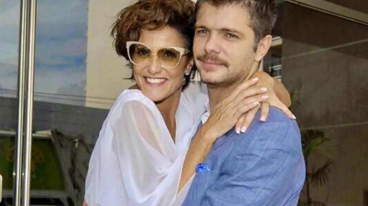 Karina Iavícoli mostró los chats de Ricky Diotto con otra mujer en Socios del Espectáculo.