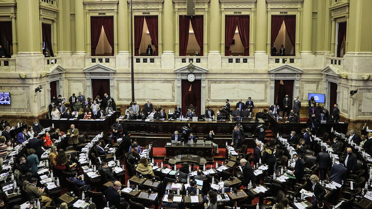 Se debatió durante tres horas y sumó 207 votos a favor; 11 en contra y 7 abstenciones.