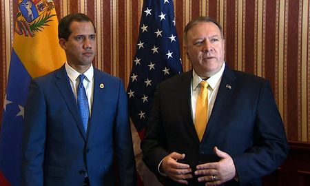 El secretario de Estado de Estados Unidos, Mike Pompeo, y Juan Guaidó. Estados Unidos reconoce y apoya el liderazgo del venezolano en su enfrentamiento con Nicolás Maduro. El secretario de Estado de Estados Unidos, Mike Pompeo, y Juan Guaidó. Estados Unidos reconoce y apoya el liderazgo del venezolano en su enfrentamiento con Nicolás Maduro.