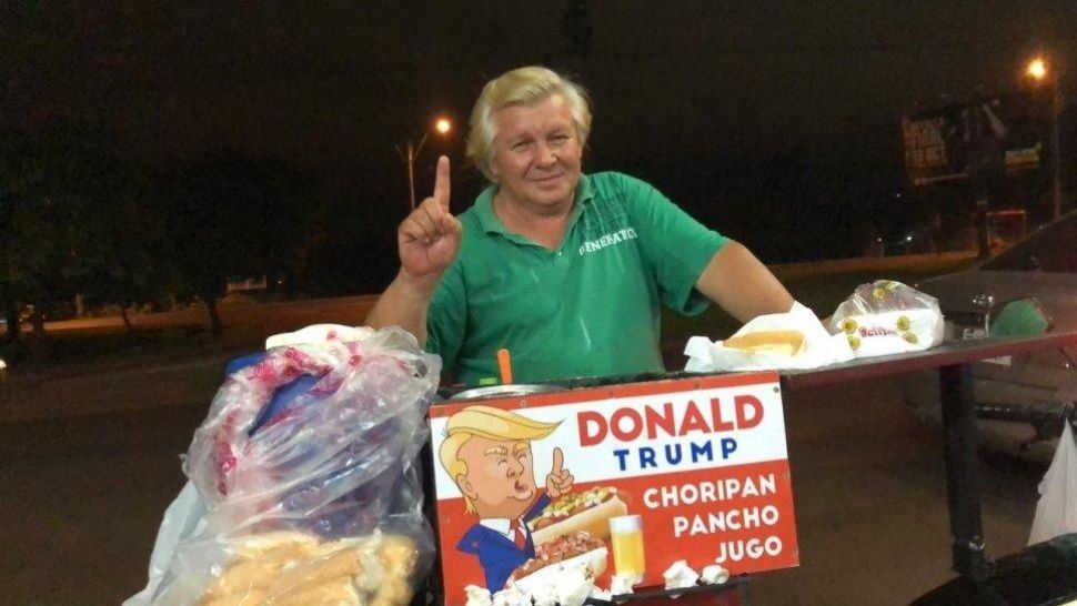 Furor por el Donald Trump que vende choripanes