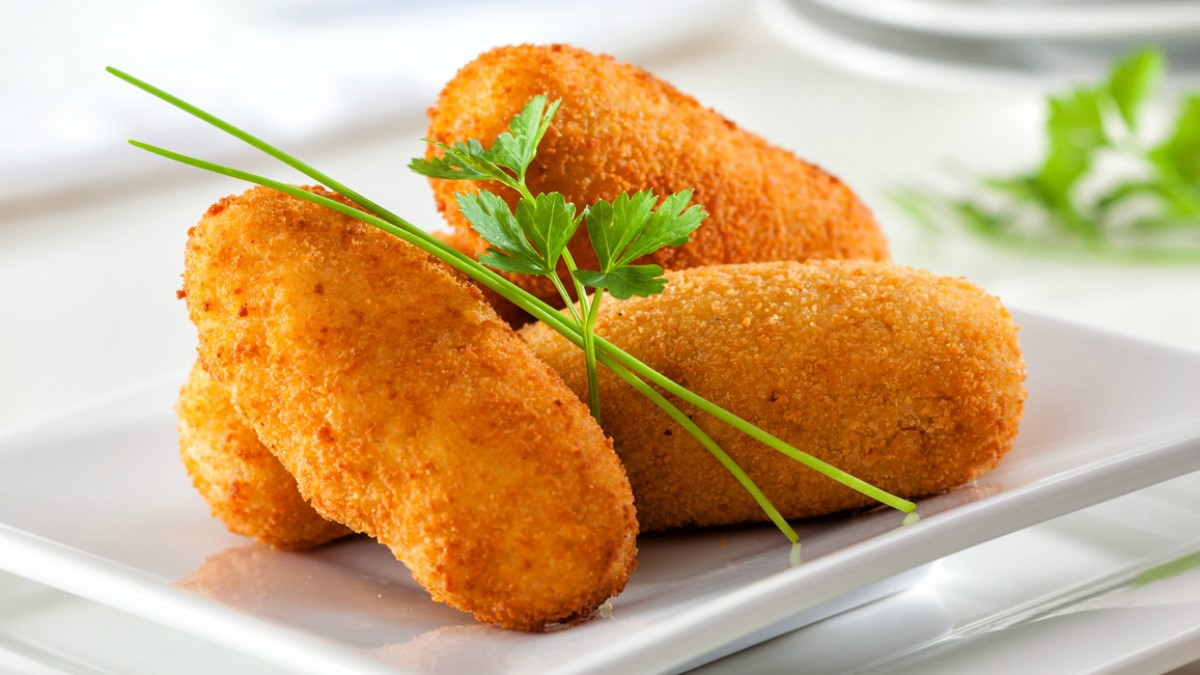 Las croquetas de pollo son una excelente opción para preparar en casa y sorprender a tu familia. Las croquetas de pollo son una excelente opción para preparar en casa y sorprender a tu familia.