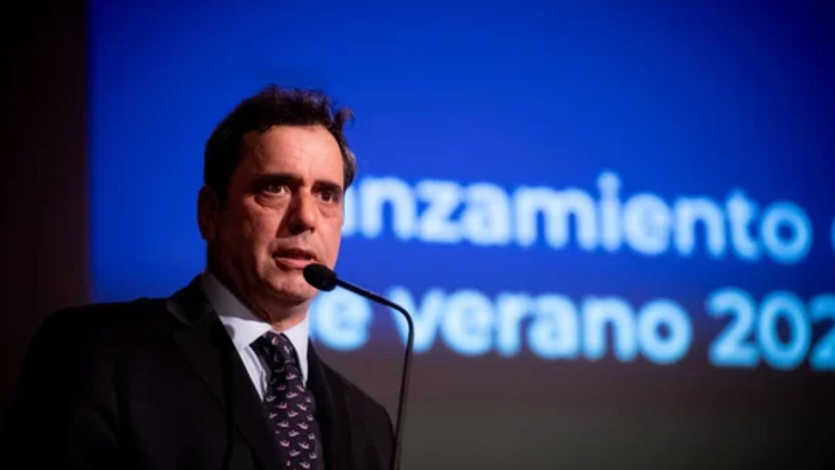 Encabezado por&nbsp;Lisandro Catalán