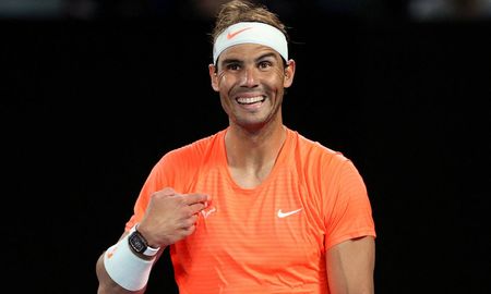 Rafael Nadal se bajó del Masters 1000 de Miami para recuperarse físicamente. Rafael Nadal se bajó del Masters 1000 de Miami para recuperarse físicamente.