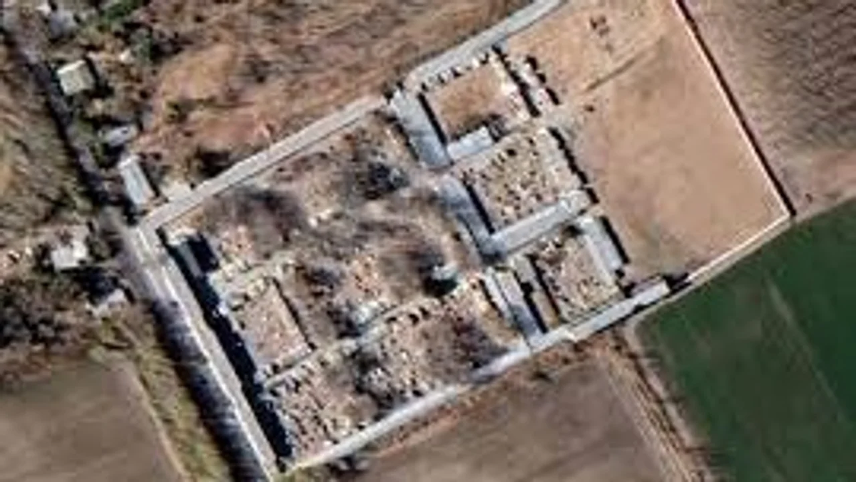 Un joven entró a buscar una pelota al cementerio, se oyeron gritos y no lo vieron más.