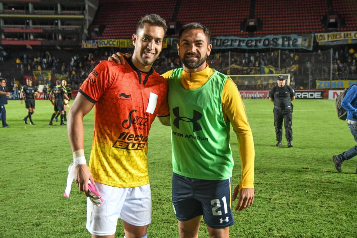 Un arquero se ofreció en Colón ¡a través de las redes sociales!: Acá estoy, listo para ascender, dijo el 1 que ya usó la camiseta del Sabalero