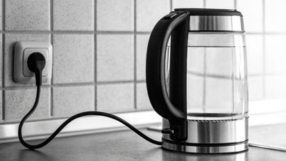 Cómo eliminar el sarro de la pava eléctrica con un truco simple y efectivo