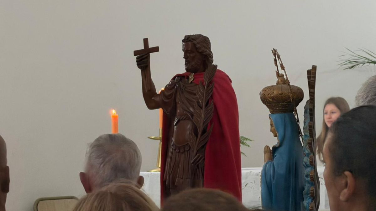 Entre la multitud, los testimonios reflejaron el vínculo personal que los fieles mantienen con el santo. Entre la multitud, los testimonios reflejaron el vínculo personal que los fieles mantienen con el santo.