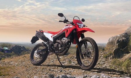 El precio actualizado de la Honda Tornado XR300L. El precio actualizado de la Honda Tornado XR300L.