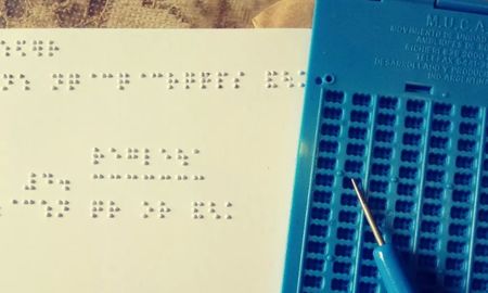 El santafesino que rompe barreras y transcribe partituras al sistema Braille