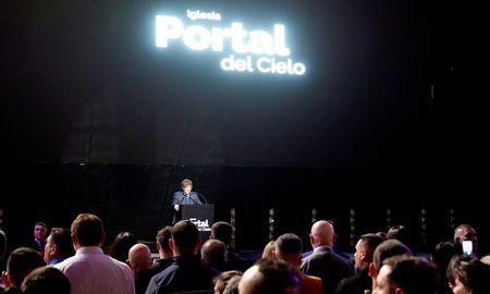 El presidente Javier Milei dio un discurso ante líderes evangélicos durante el cierre de un congreso religioso en la provincia de Chaco. El presidente Javier Milei dio un discurso ante líderes evangélicos durante el cierre de un congreso religioso en la provincia de Chaco.